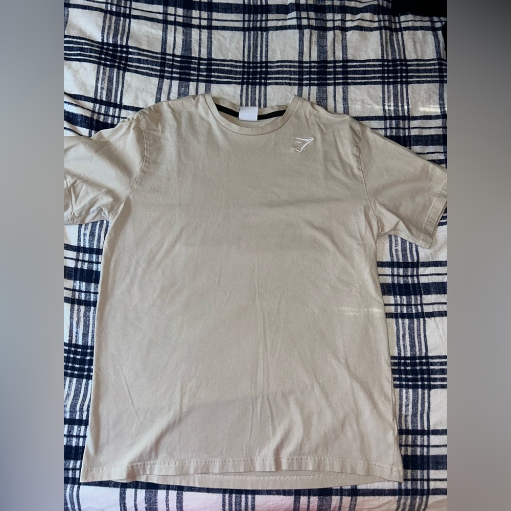 Medium Gymshark tshirt